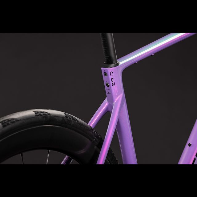 CUBE Attain C:62 SLT 2027 maantiepyörä